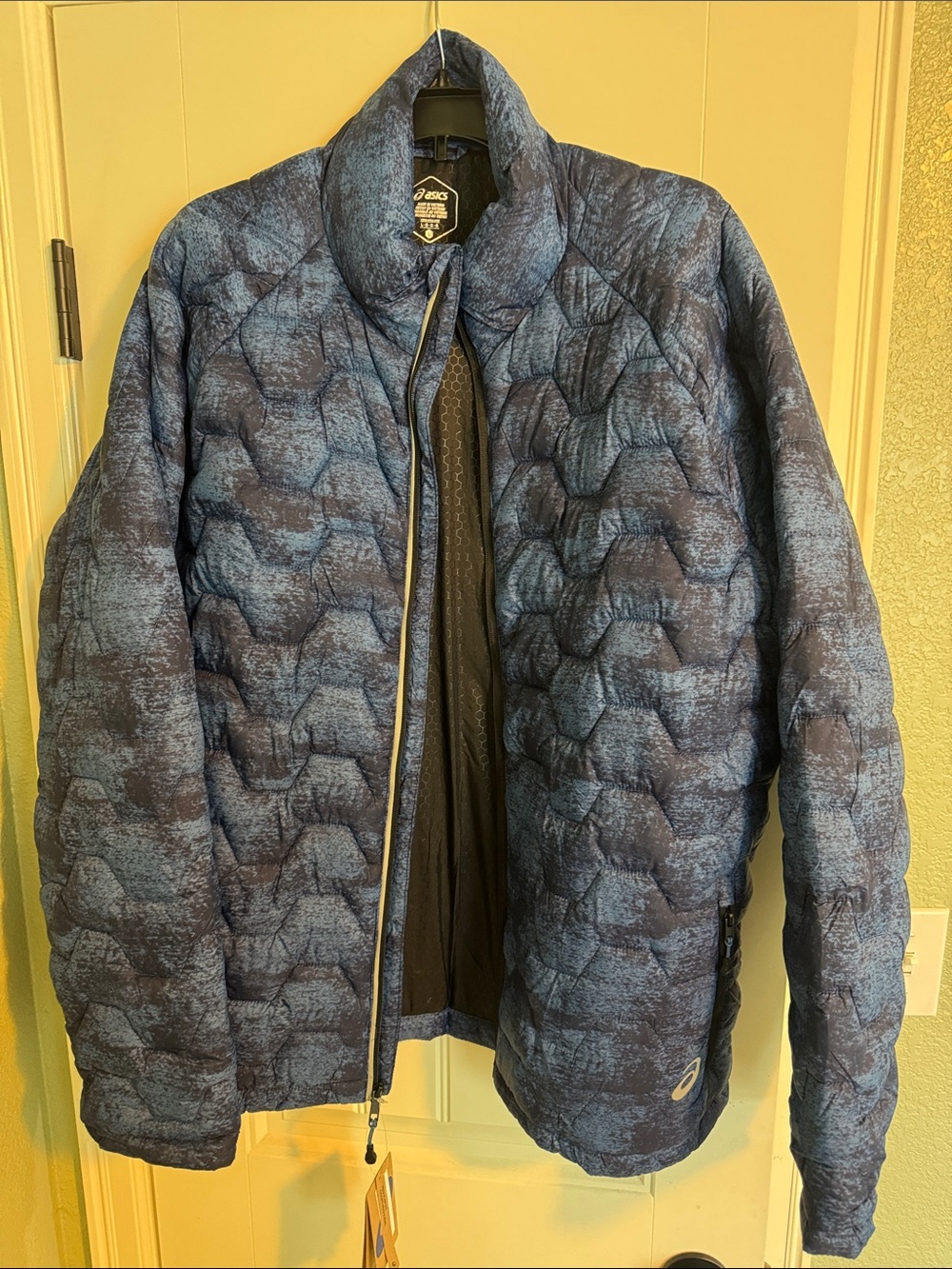 Asics Men's Blue Quilted Puffer Jacket